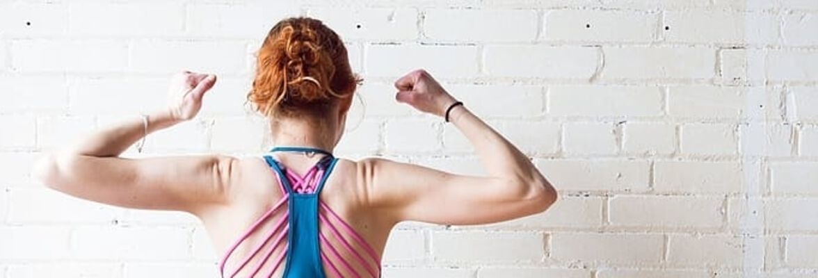 Le yoga à la maison : comment méditer en famille Le yoga à la maison : comment méditer en famille